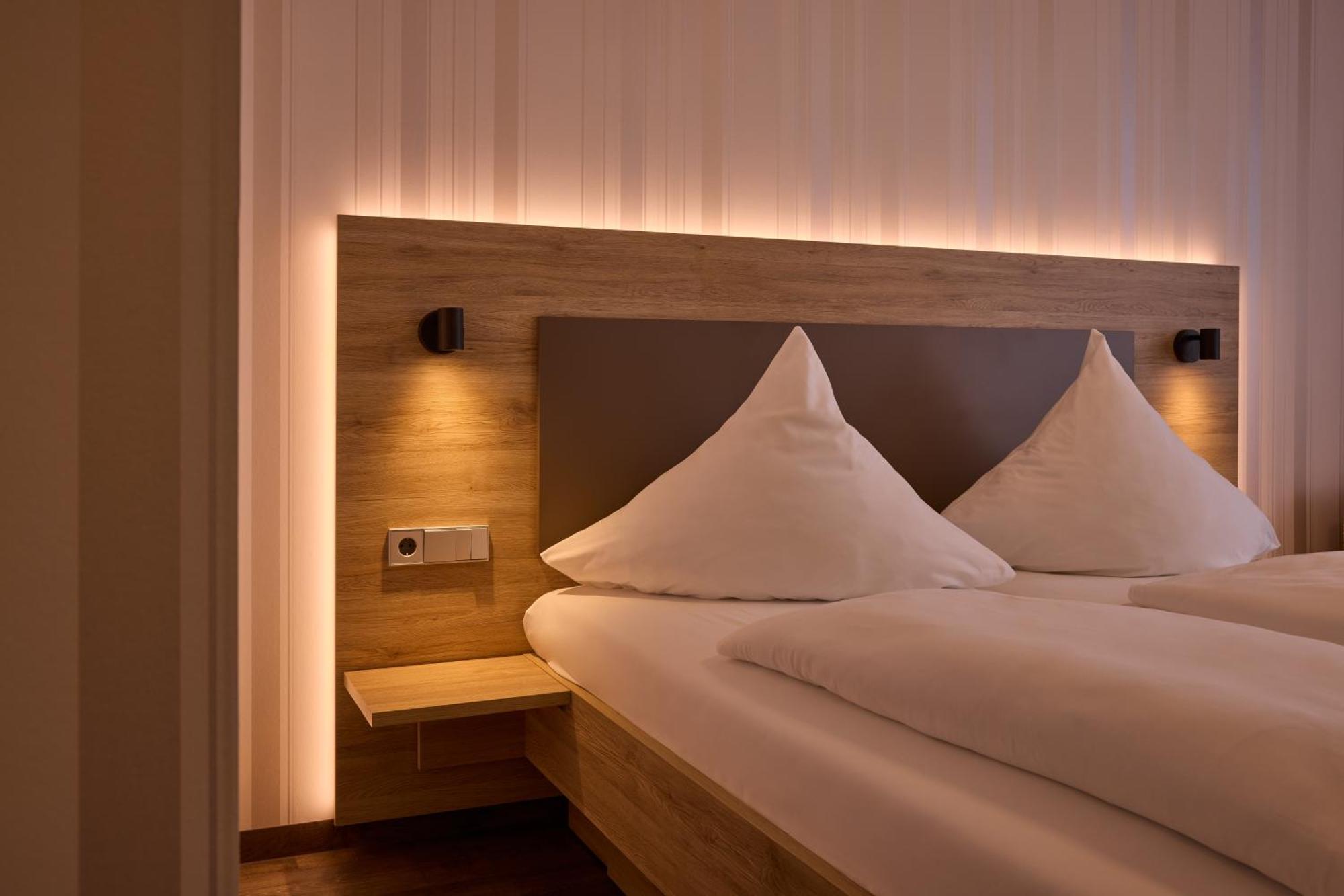 Hotel Zum Schiff Freiburg im Breisgau Dış mekan fotoğraf